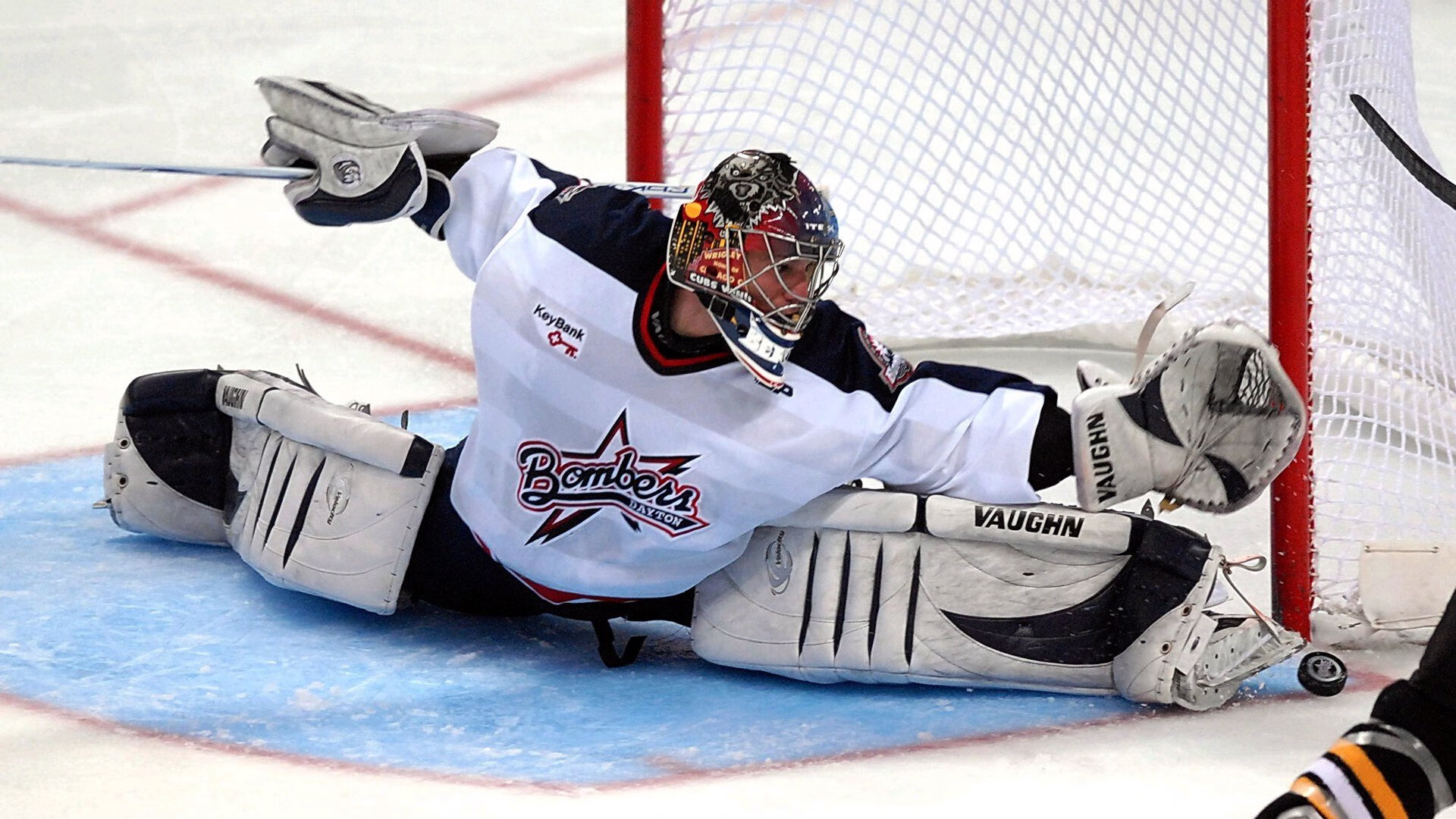 城市空中滑索，体验刺激的高空飞跃，空中索道指的是什么