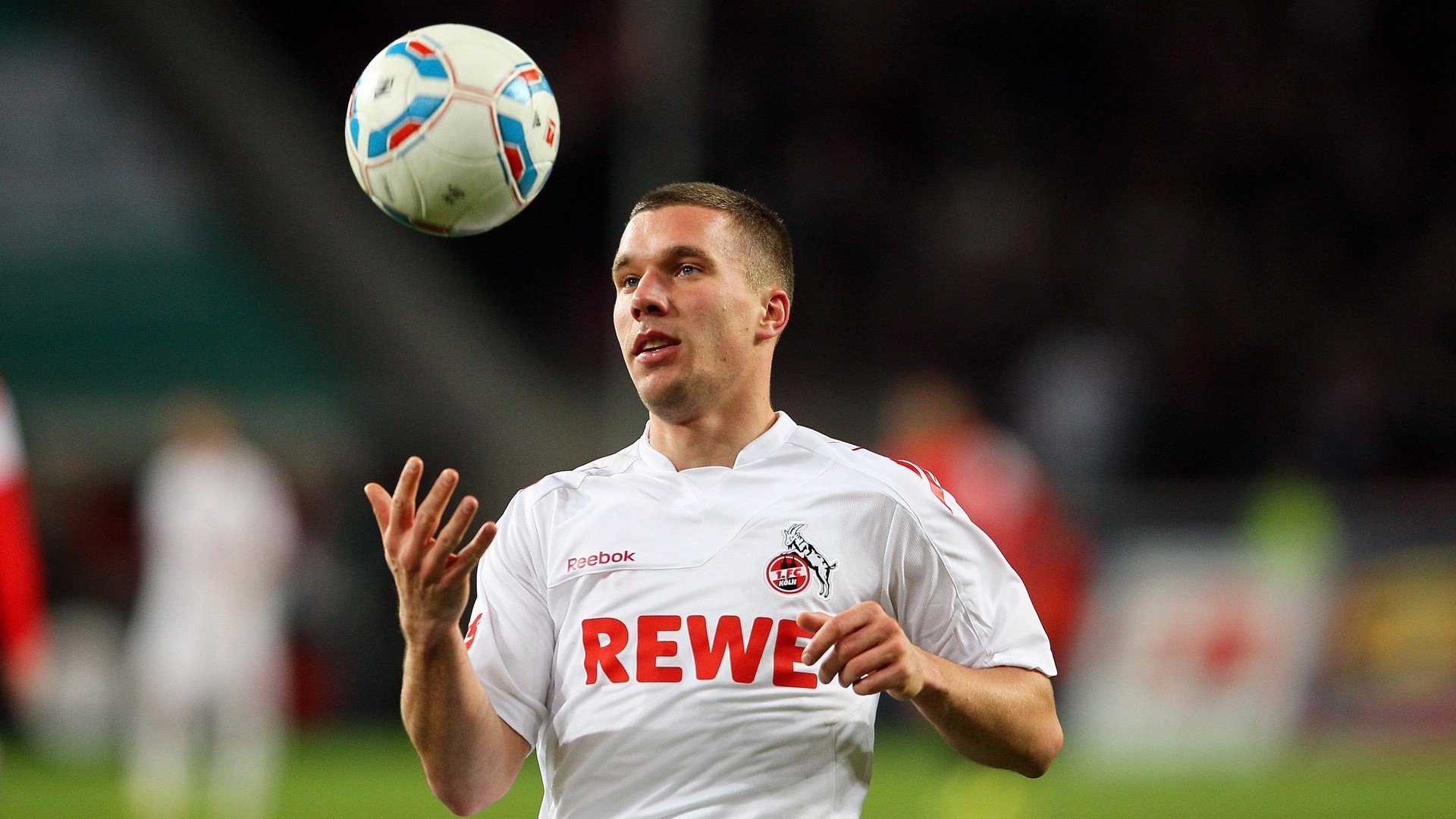 布莱顿客场艰难取胜,英超积分榜排名稳步攀升,英超布莱顿vs曼联直播