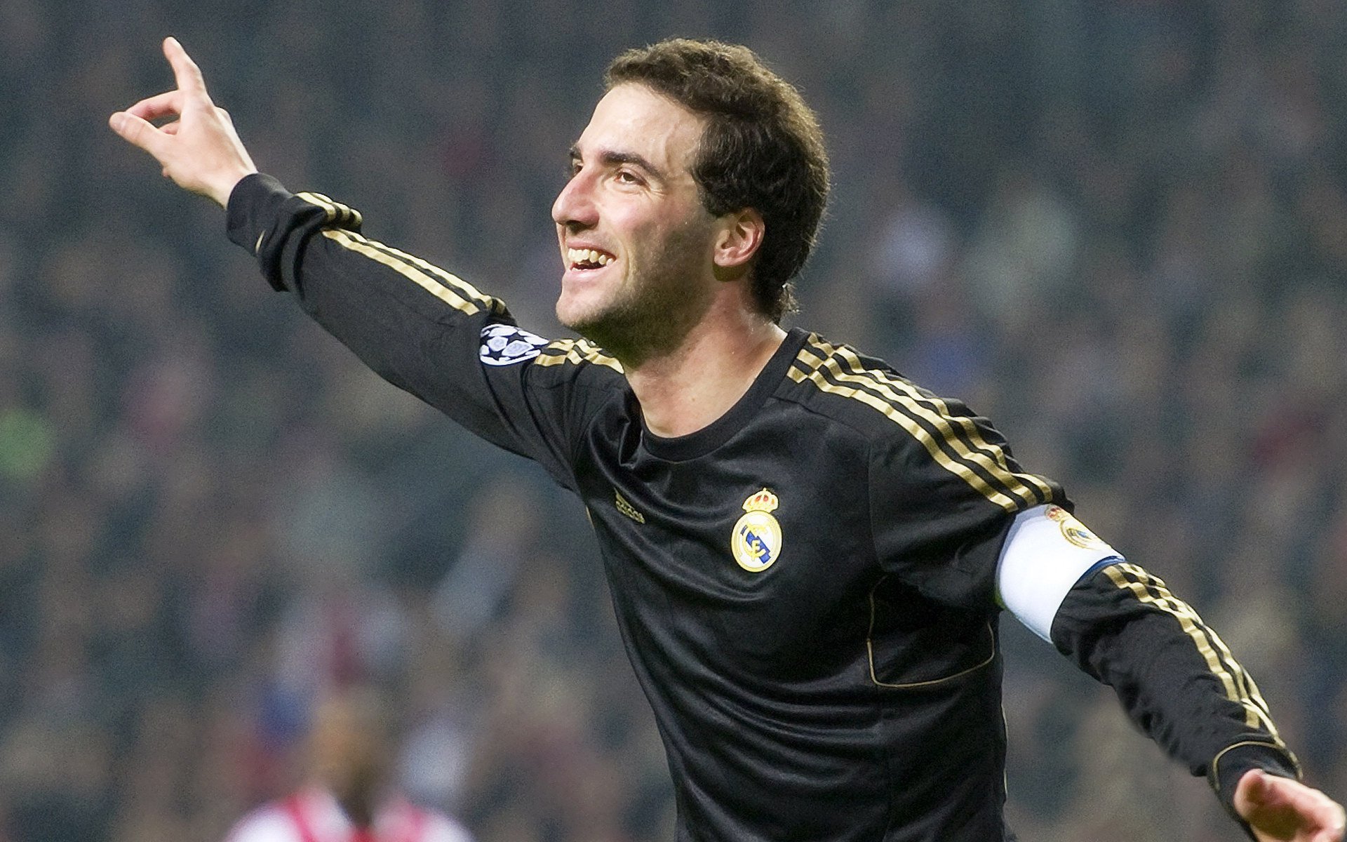 切尔西主场小胜莱斯特城，继续追赶榜首，切尔西vs莱切斯特足总杯决赛